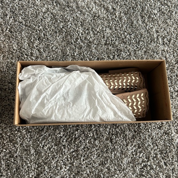 Lucky Brand Beige Woven Ballet Flats gold size 8.5 women’s - Picture 3 of 7